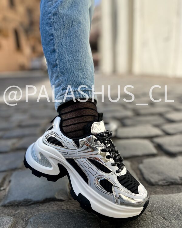 ZAPATILLA PLATAFORM SILVER - Imagen 2