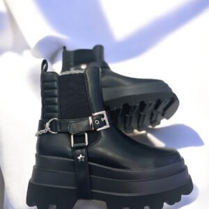 BOTIN CORREA 001
