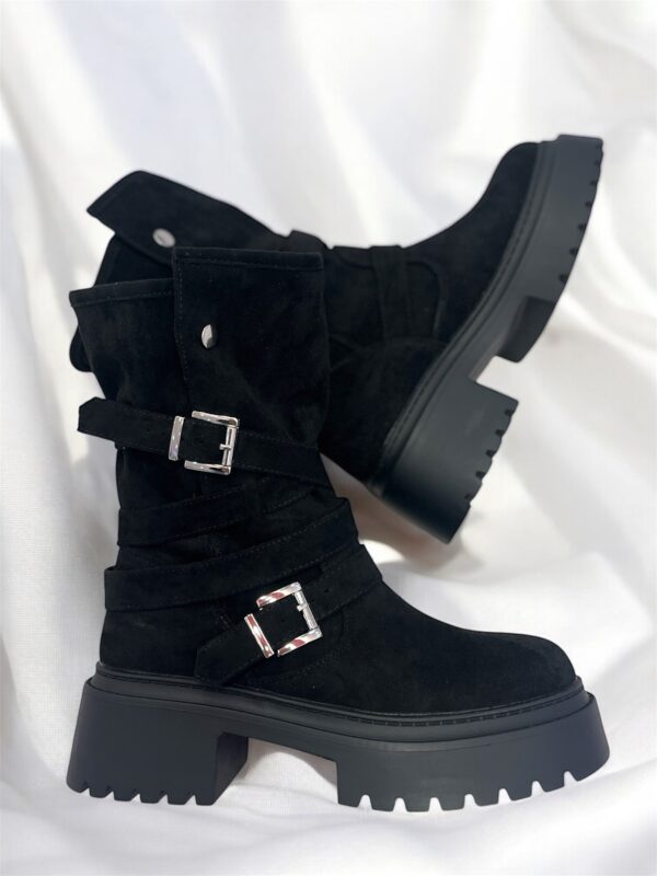 BOOT GAMUZA BROCHES