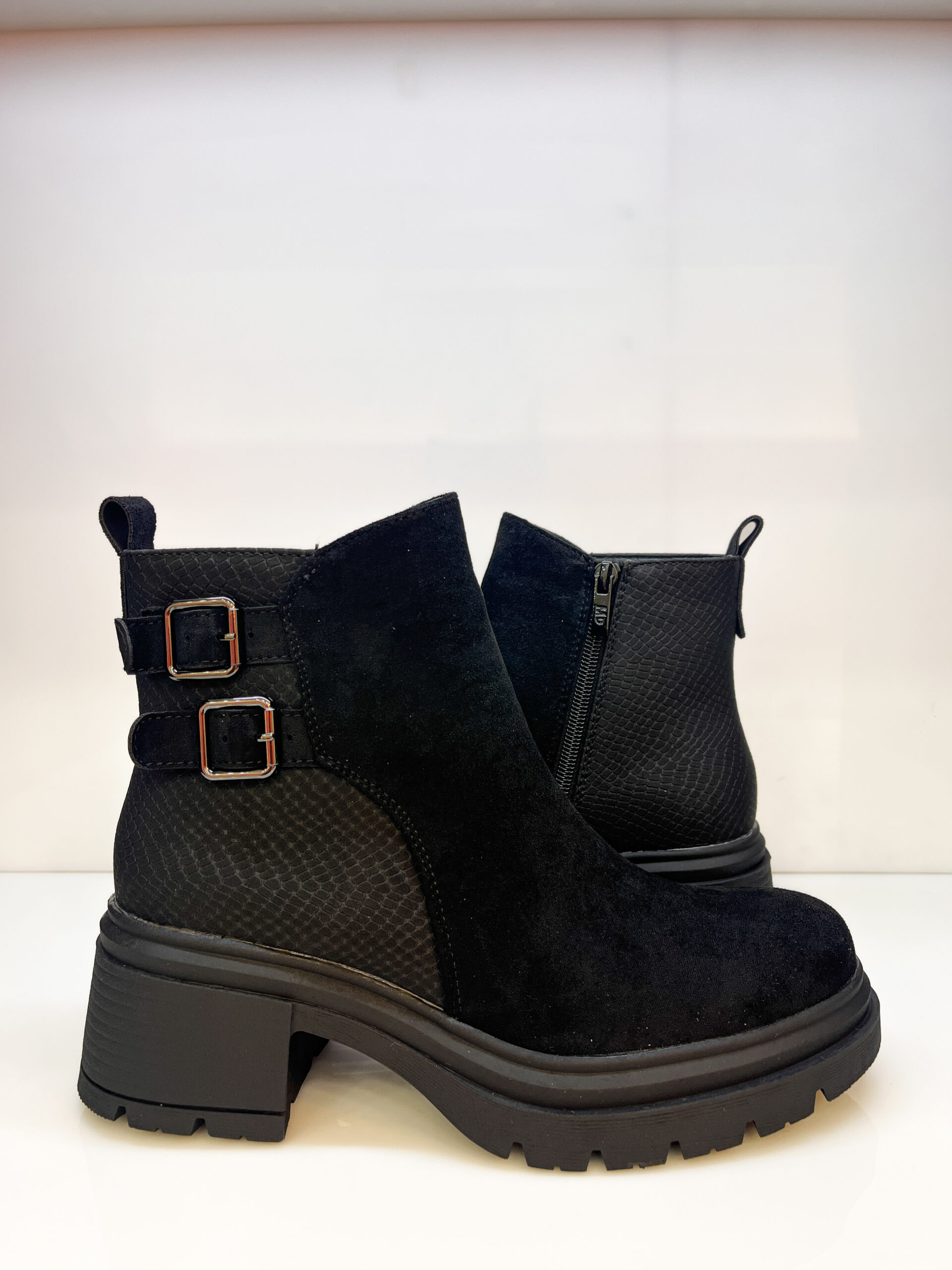 BOTIN TACO GAMUZA - Imagen 2