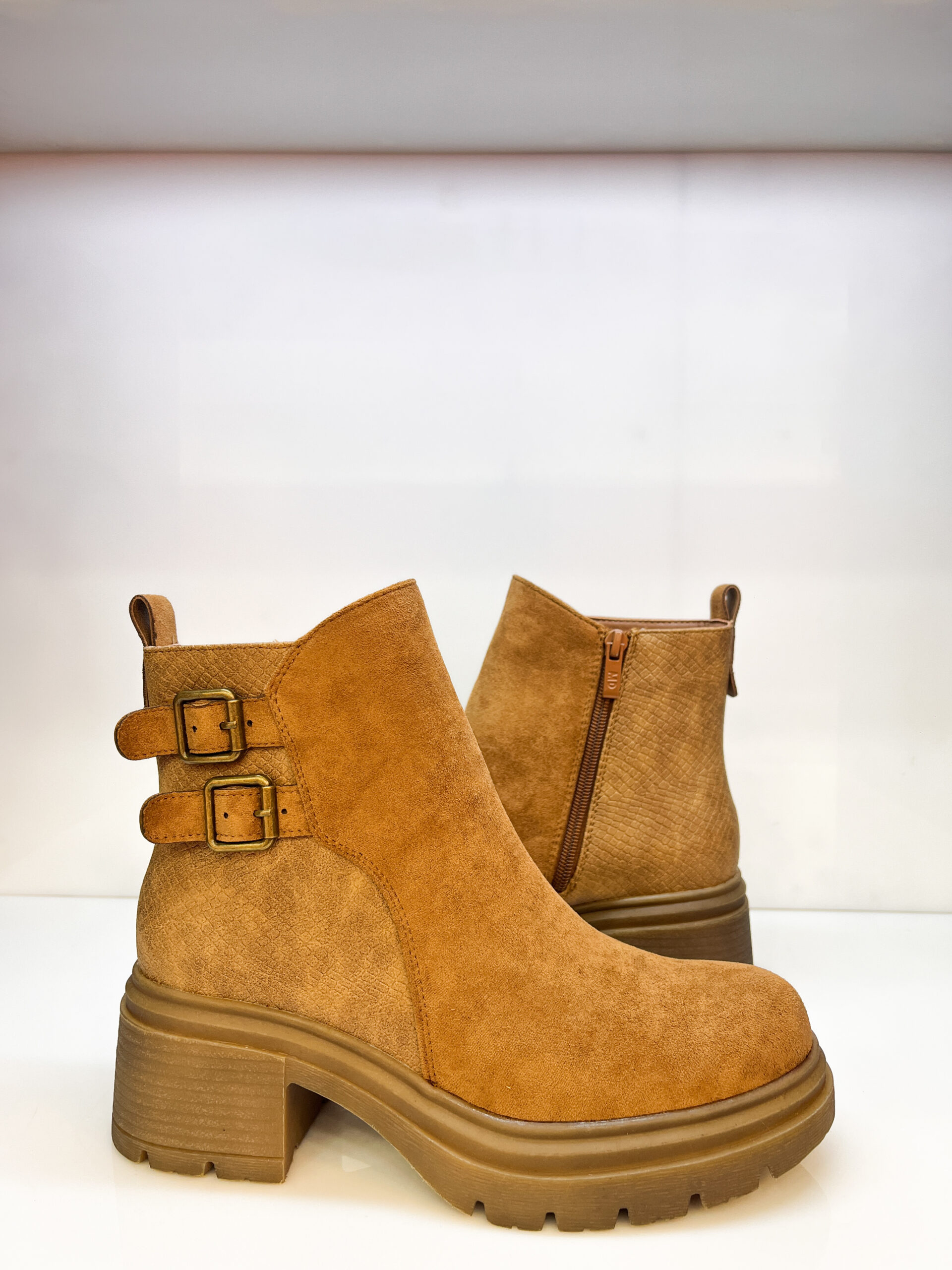 BOTIN TACO GAMUZA