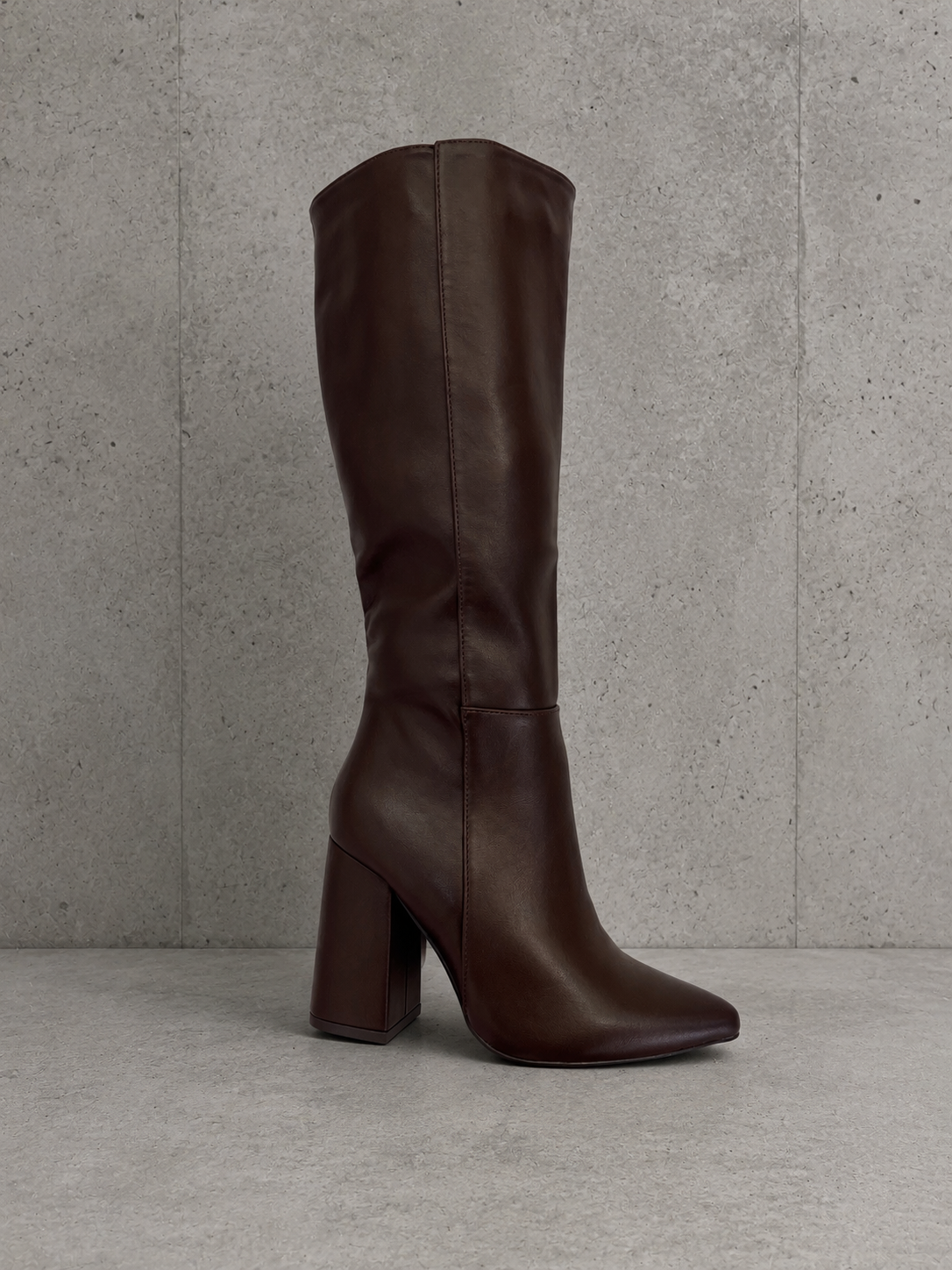 BOOT TACO CAFE DARK